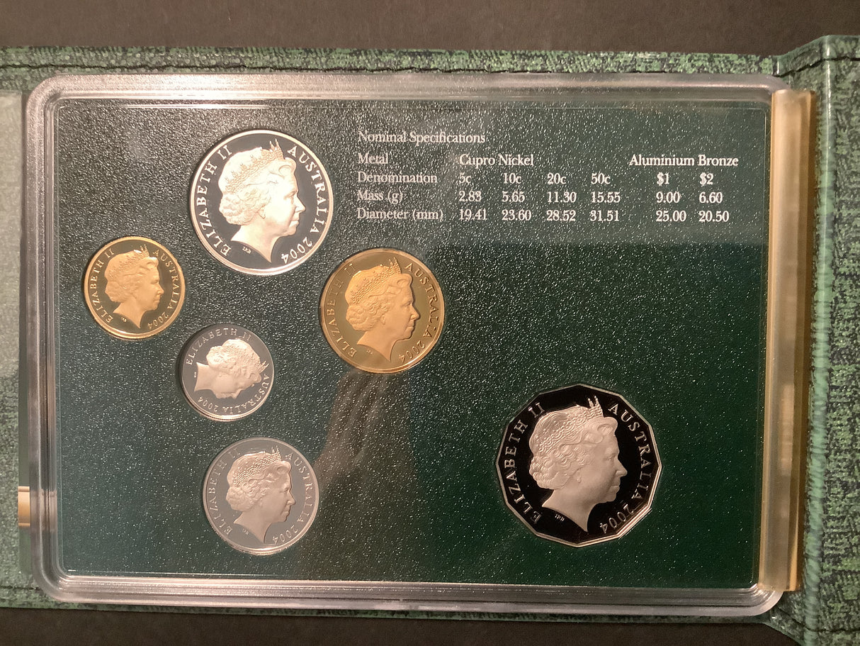 2004 6 Coin Proof Set. Featuring Special Holographic $1 Coin.