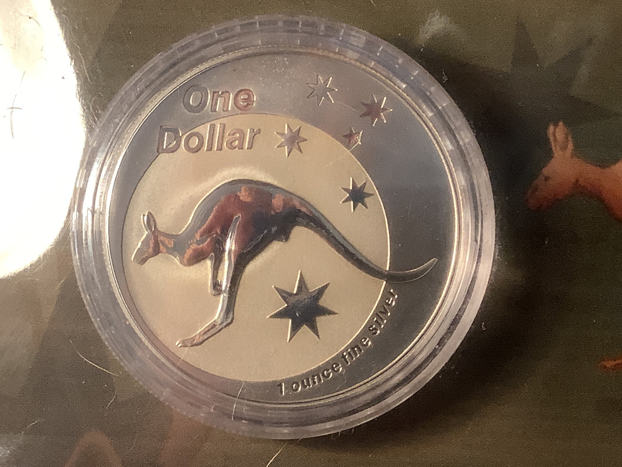 2005 $1 Silver Frosted Kangaroo