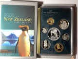 2005 New Zealand Proof Coin Set.