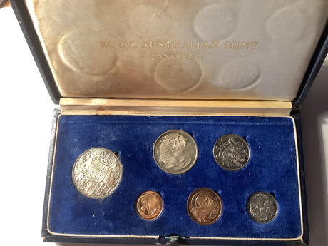 1966 Australian Proof Coin Set. Dark Blue Case