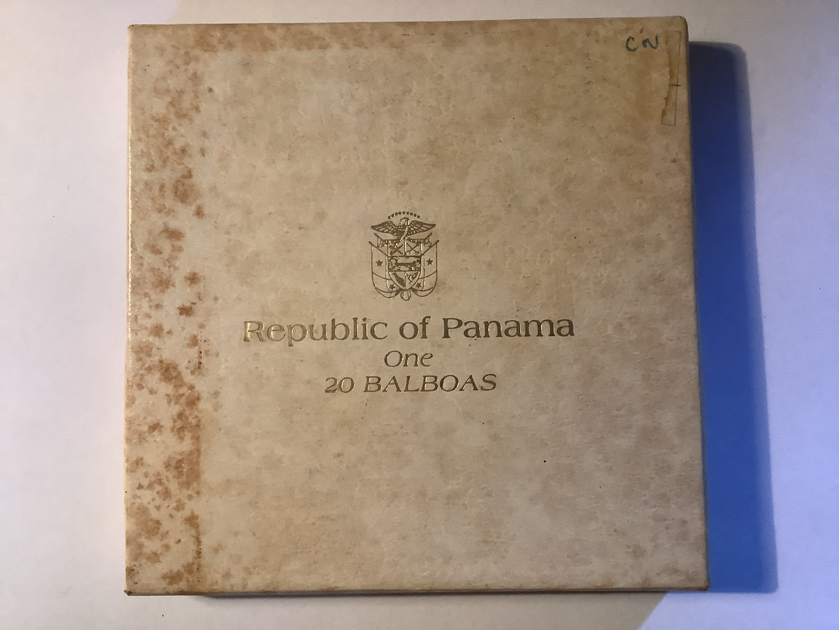 1974 20 Balboas Republic of Panama Sterling Silver Coin 129.5 grams.
