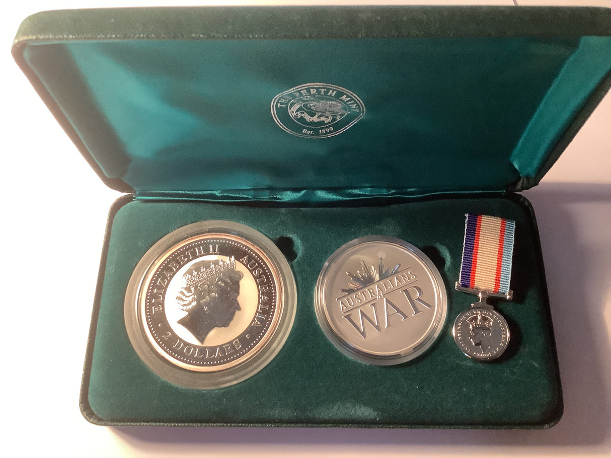 2003 Australians War. World War 2 1939-1945. Two Coin Set and Medallion Series